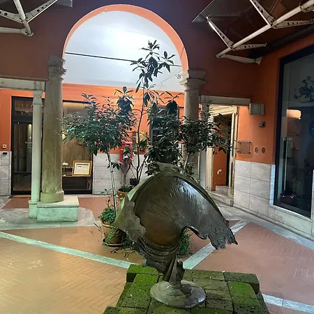 Galleryone Centro Storico Apartment *